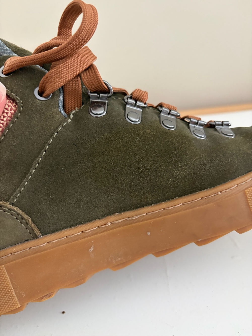 Women’s Forsake Green Suede High-Top Sneaker Boots with Brown Accents Size 7 - Picture 9 of 10